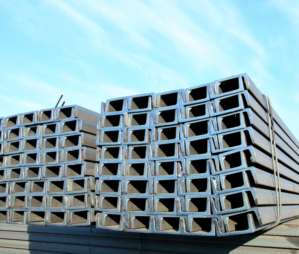 <b>LARGOS</b><br> <ul>   <li>Canal</li>   <li>Angulo</li>   <li>Solera</li>   <li>Viga</li> </ul>